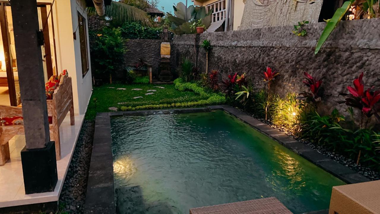 Villa Wita House à Ubud Extérieur photo